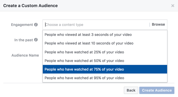 W przypadku niestandardowej publiczności opartej na zaangażowaniu wideo możesz wybrać, jaką część Twojego filmu ktoś musi obejrzeć, aby zobaczyć Twoją reklamę retargetingową.