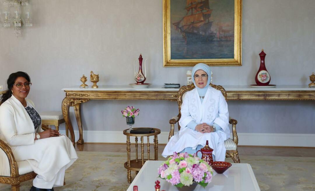 Pierwsza dama Erdoğan spotkała się z córką Malcolma X, İlyasą Şahbaz