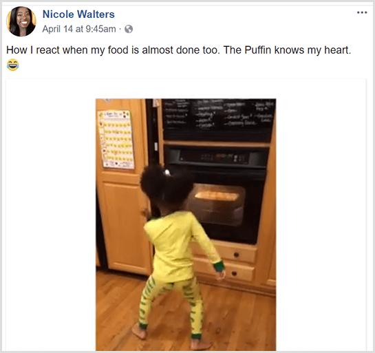 Nicole Walters opublikowała na Facebooku filmik, na którym jej córeczka tańczy w piżamie przed piekarnikiem, czekając, aż skończy gotowanie.