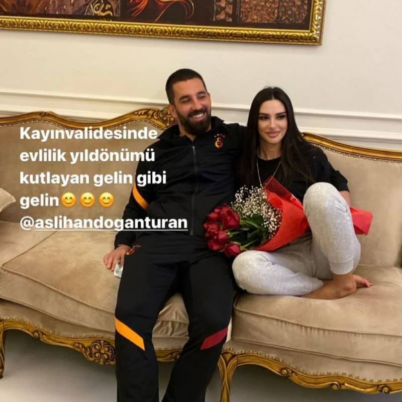 Doceniono ruch Ardy Turan i jego żony Aslıhan Doğan!