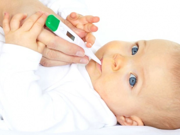 Jak zmniejszyć gorączkę u niemowląt