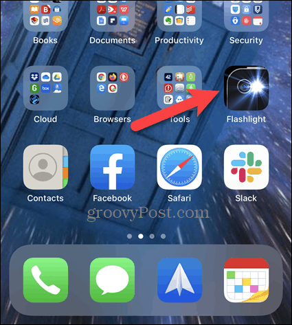 Naciśnij i przytrzymaj ikonę na ekranie głównym iPhone'a