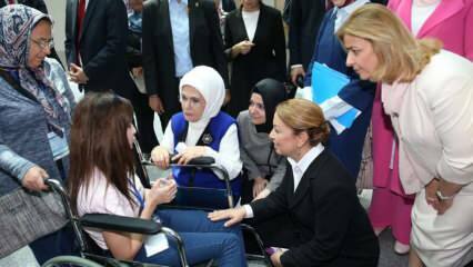Dzielenie się „Międzynarodowym Dniem Osób Niepełnosprawnych” od Pierwszej Damy Erdoğan!