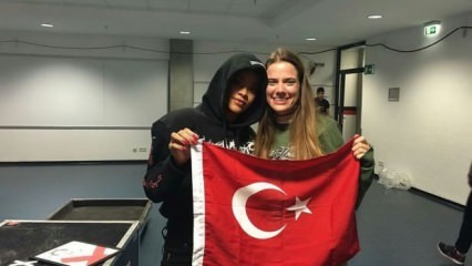 Gest „tureckich” dziewcząt z Rihanny!