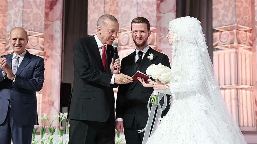 Prezydent Erdoğan był świadkiem ślubu swojego siostrzeńca Osamy Erdoğana