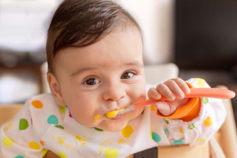 Czy zupa z soczewicy wytwarza gaz u niemowląt? Przepis na zupę z soczewicy bardzo łatwy dla niemowląt