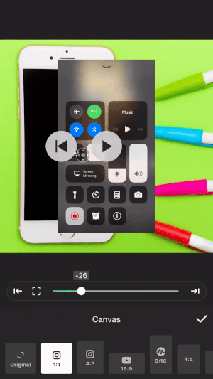 Przeciągnij suwak w lewo lub w prawo, aby zmienić rozmiar wideo w aplikacji InShot.