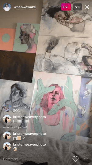 Profil artysty, gdywewake używał Instagrama na żywo, aby rzucić okiem na niektóre z jego nowych obrazów.