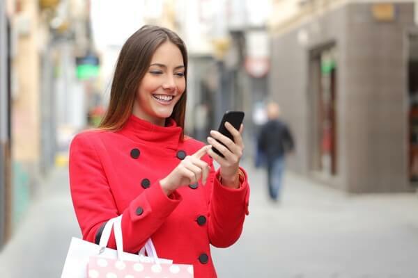 Wiadomości SMS mogą pomóc zwiększyć lokalny ruch w Twoim sklepie.