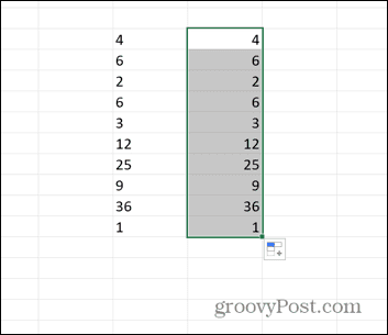 Excel przeciągnął komórki