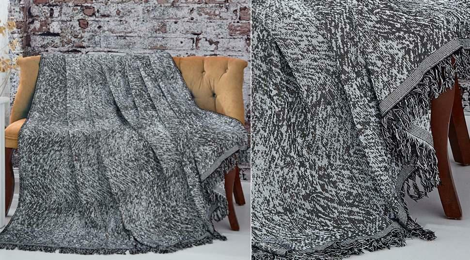 Tekstylny pokrowiec na sofę z koszem