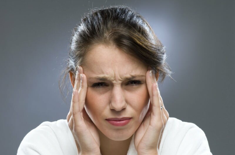 Wiele sytuacji może powodować bóle głowy.