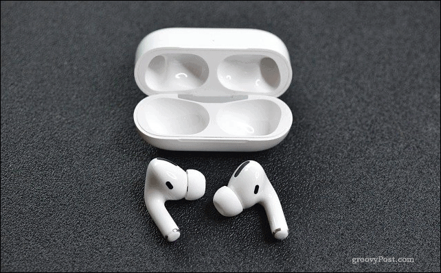 Apple AirPods Pro z etui ładującym