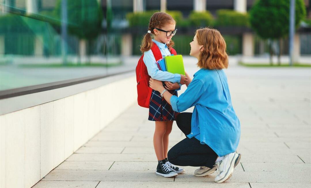 Jak należy traktować dzieci pierwszego dnia w szkole?