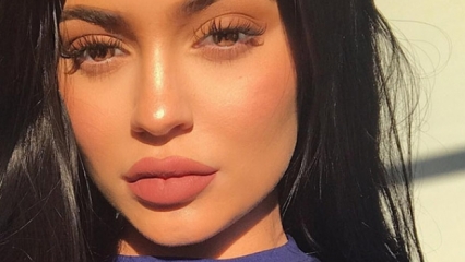 Usta Kylie Jenner są warte fortuny