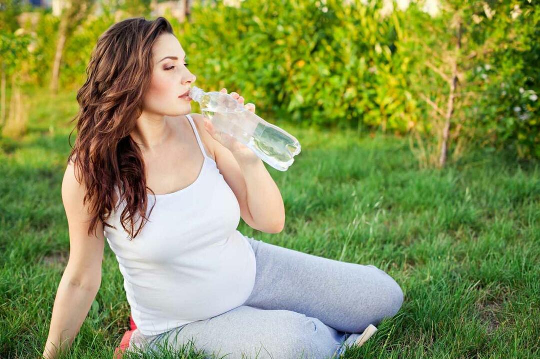 przyjmowanie płynów w czasie ciąży
