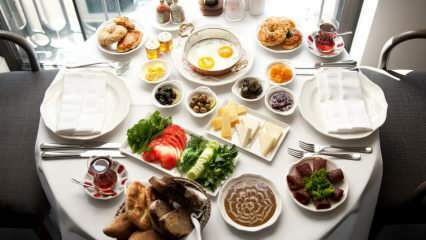 Co należy zrobić po Ramadanie? Na śniadanie trzeba zjeść śniadanie