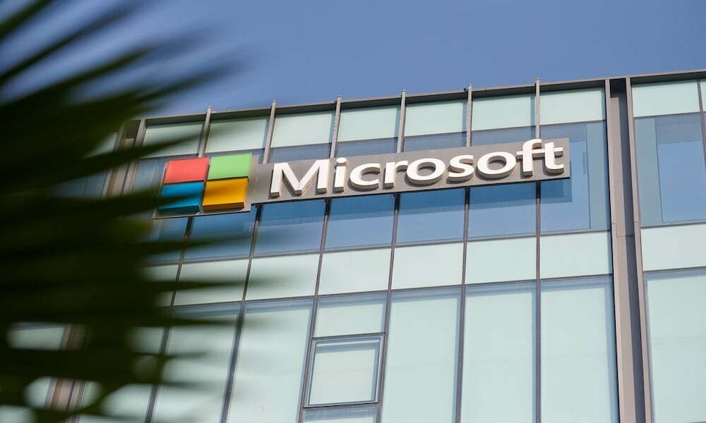 Pracownicy OpenAI grożą masowym odejściem na rzecz Microsoftu