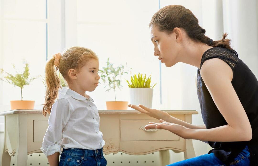 Jakie są przyczyny późnej mowy u dzieci?