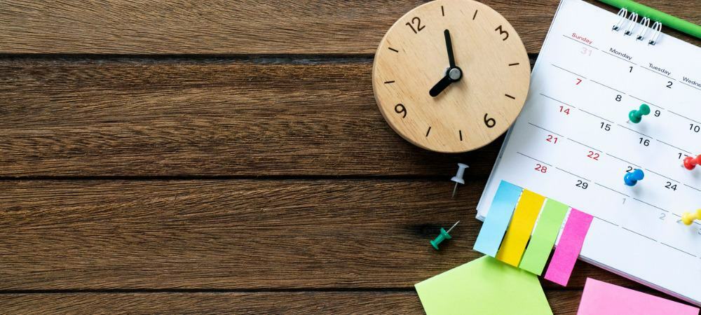 Jak ustawić spotkania tak, aby zaczynały się późno lub kończyły wcześniej w kalendarzu programu Outlook