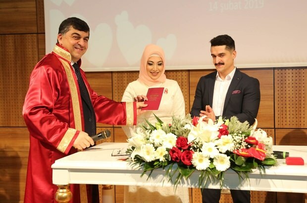 50 par powiedziało „tak” radości w Şehitkamil