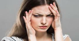 Co należy zrobić w przypadku nasilonego bólu głowy podczas postu? Jakie pokarmy zapobiegają bólom głowy?