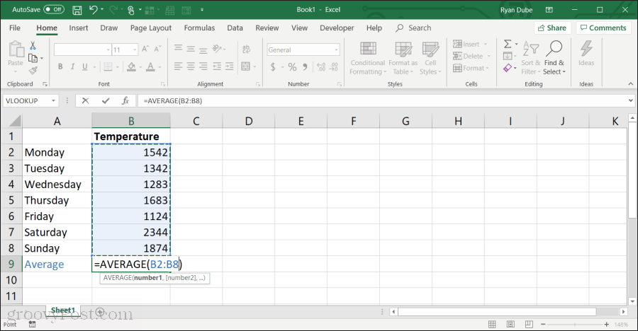 przy użyciu funkcji średniej w programie Excel