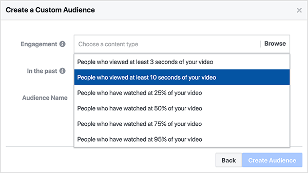 Facebook tworzy okno dialogowe niestandardowych odbiorców dla widoków wideo, na które pozwala niestandardowa grupa odbiorców Osoby, które oglądały co najmniej 10 sekund Twojego filmu lub osoby, które oglądały co najmniej 25% Twojego filmu Wideo.