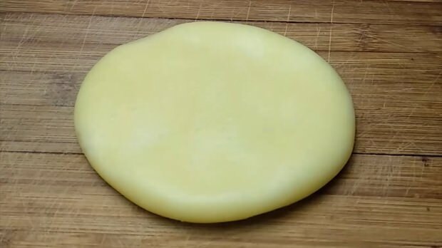 Co to jest ser Kolot? Jak zrobić ser serowy?