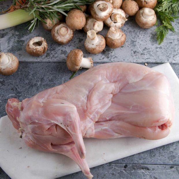 Można również przygotować smażone grzyby z mięsem królika