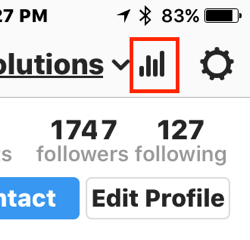 Stuknij ikonę wykresu słupkowego, aby uzyskać dostęp do statystyk na Instagramie.