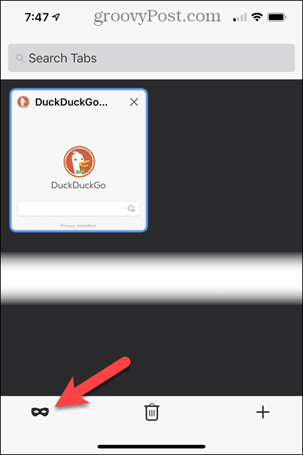 Stuknij przycisk Przeglądanie prywatne w przeglądarce Firefox na iOS