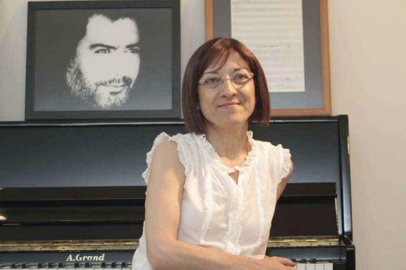Żona Ahmeta Kaya, Gülten Kaya