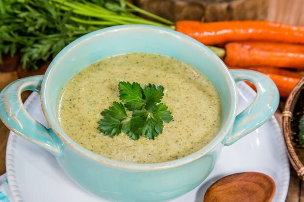 przepis na zupę brokułową