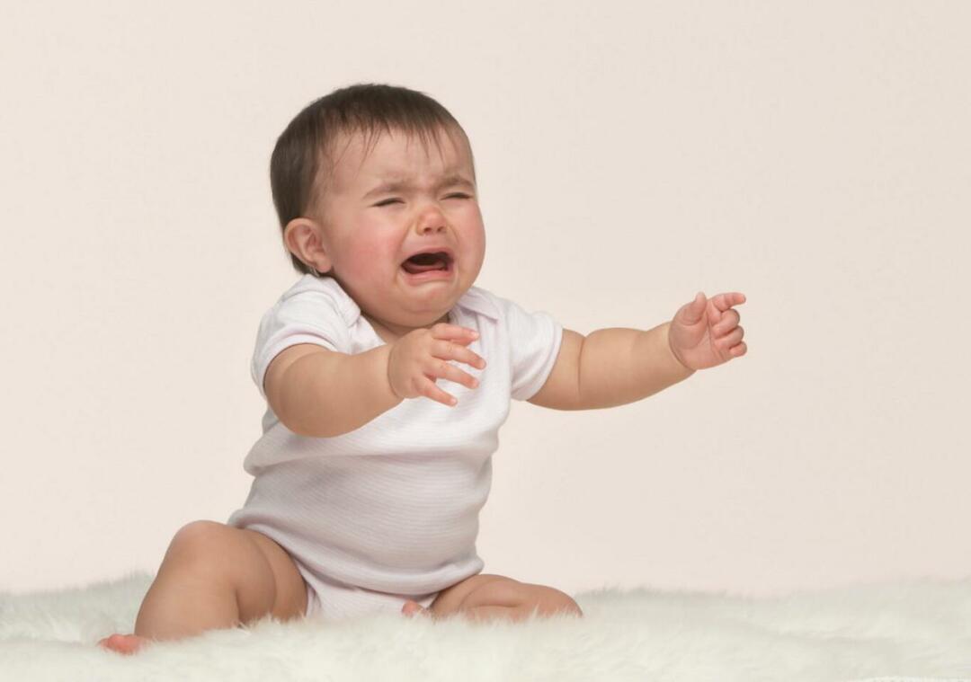 Dlaczego niemowlęta płaczą? Co niemowlęta mówią płacząc? 5 stylów płaczu niemowląt