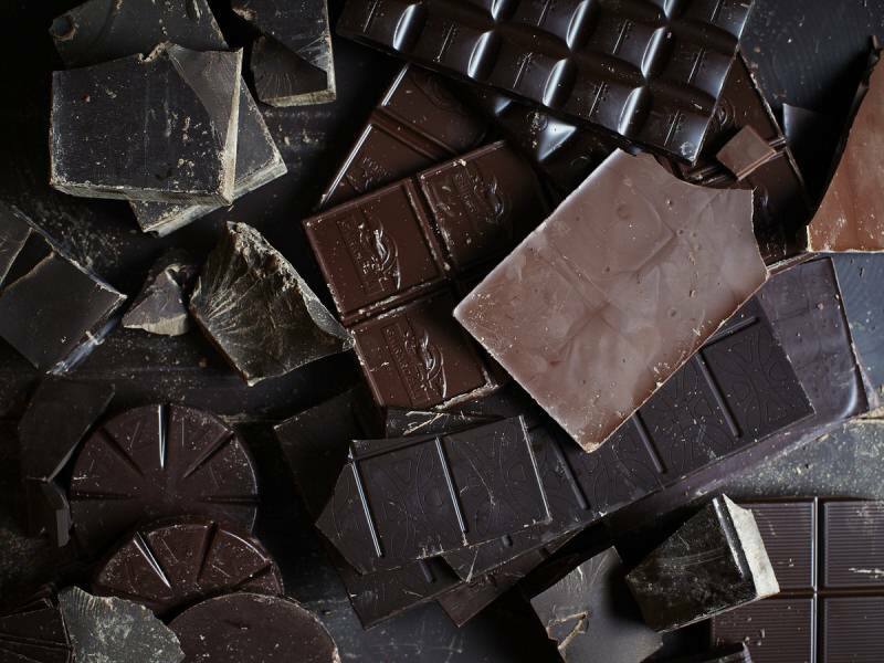 Zwiększenie hormonu endorfiny: jakie są zalety ciemnej czekolady? Spożycie ciemnej czekolady ...