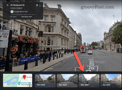 Wybieranie starszych zdjęć Street View w Mapach Google