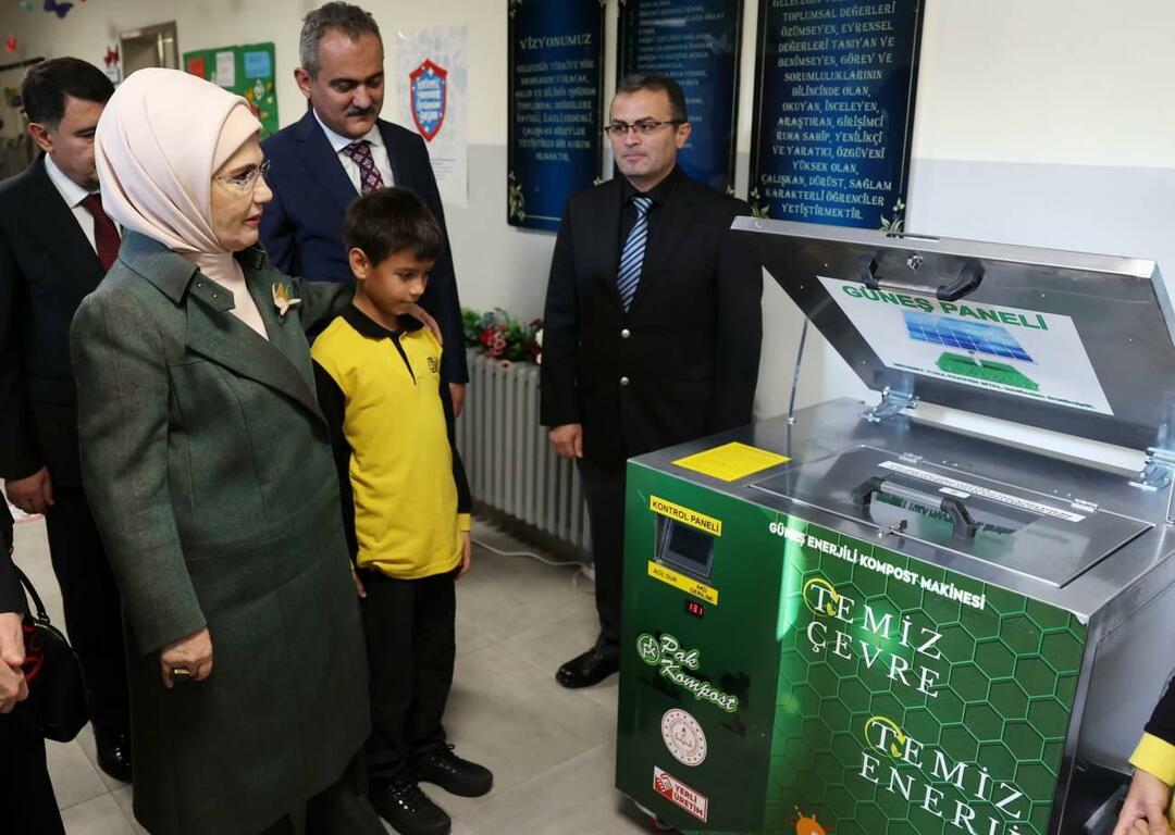 Emine Erdoğan sprawdziła praktyki zero waste w Ostim Primary School