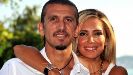 Urodziny niespodzianka dla jego żony Rüştü Rec, która zjada koronawirusa z Işıl Recber