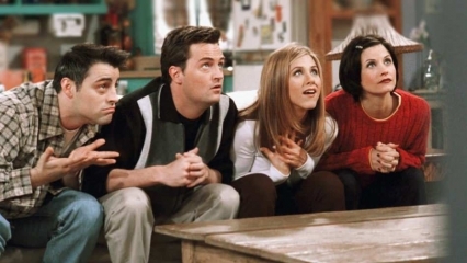 Kręcenie serii Friends zostało opóźnione z powodu wirusa koronawirusa