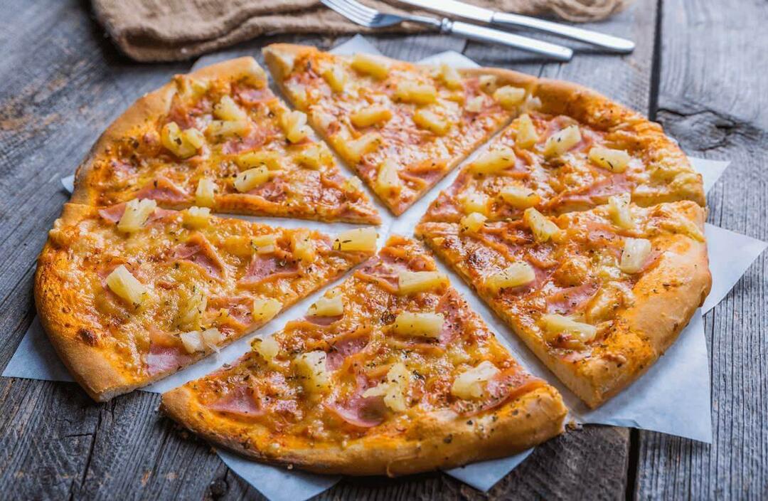 Pizza Ananasowa