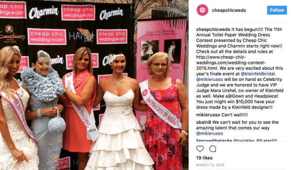 Charmin jest jednym ze sponsorów corocznego konkursu społecznego, w ramach którego klienci robią suknie ślubne z papieru toaletowego. W konkursie 2015 Kleinfeld Bridal również zdobyło nagrodę w postaci sukienki szytej na miarę dla zwycięzcy.
