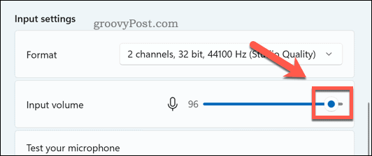 Suwak głośności mikrofonu w systemie Windows 11