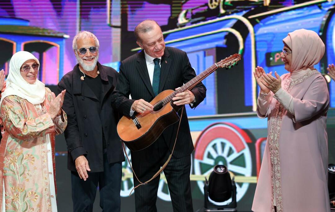 Yusuf Islam dał swoją gitarę prezydentowi Erdoganowi