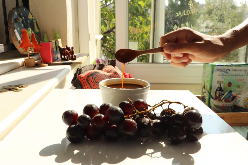 Jak zrobić melasę winogronową w domu i jakie są zalety melasy winogronowej? Sztuczki z melasą