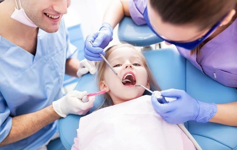 Sugestie dotyczące strachu przed dentystami u dzieci