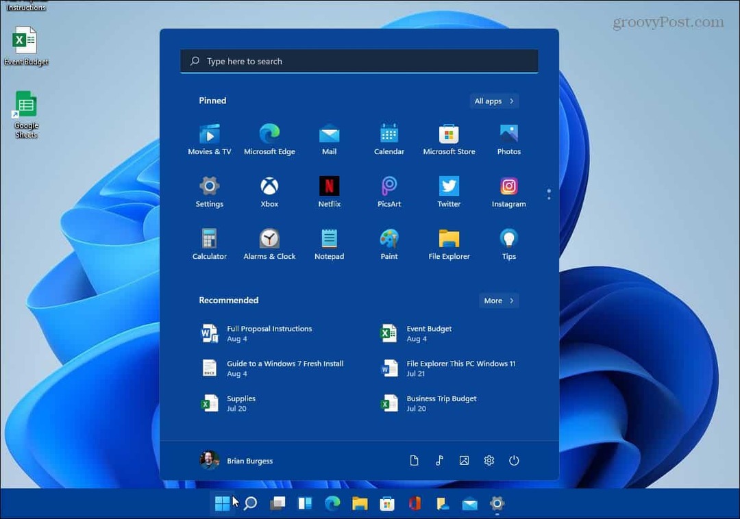 przykład zmiany koloru paska startowego Windows 11
