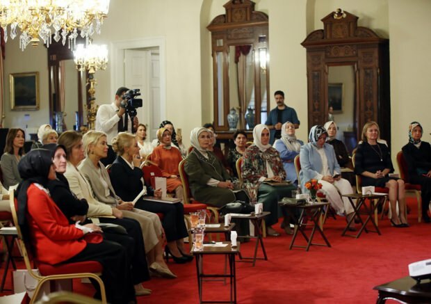 Pierwsza dama Erdoğan uczestniczyła w wywiadzie w Dolmabahçe