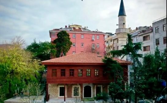 Gdzie i jak się udać Şehit Süleyman Paszy Mosque? Historia meczetu Üsküdar Şehit Süleyman Paszy