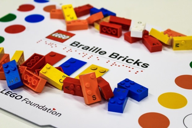zabawki alfabetu Braille'a